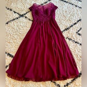 Morilee Madeline Gardner formal dress. Size 20. Excellent condition!